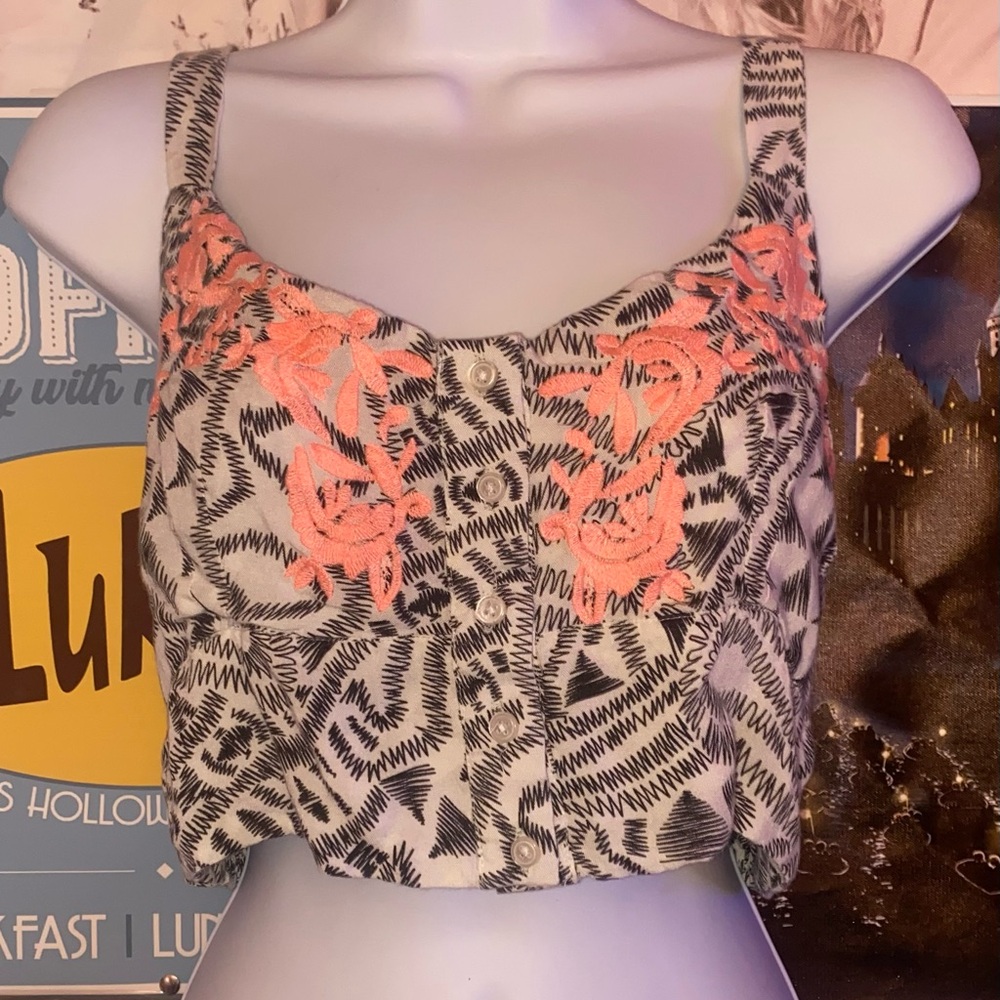 Cute crop top